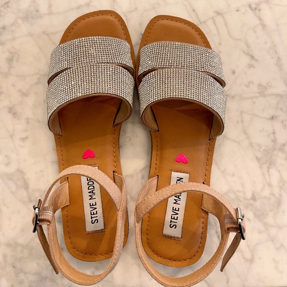 Steve Madden Kids JGreat Sandal Size 4 - Picture 1 of 3
